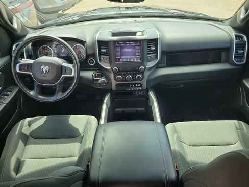 Used 2020 RAM 1500 Big Horn AWD/4WD image 9