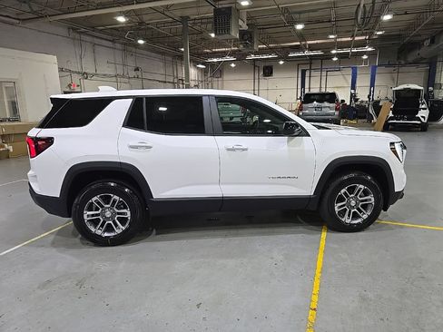 New 2027 GMC Terrain Elevation FWD image 8
