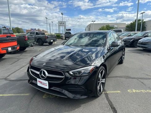 Used 2025 Mercedes-Benz C 300 4MATIC Sedan image 4