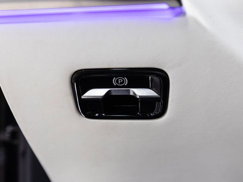 Used 2024 Mercedes-Benz S 580 4MATIC Sedan image 10