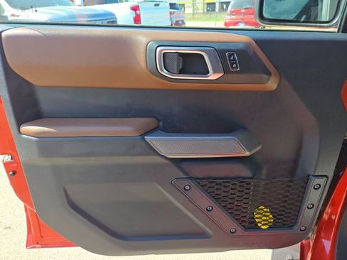 Used 2023 Ford Bronco Outer Banks AWD/4WD image 18