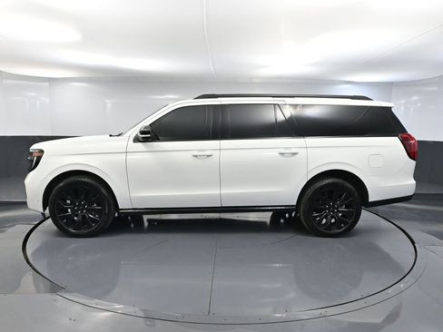Used 2025 Ford Expedition Max Platinum w/ Stealth Appearance Package AWD/4WD image 10