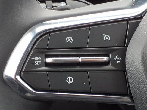 New 2026 Chevrolet Equinox LT w/ Convenience Package II image 16