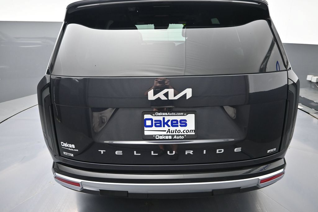 Certified 2027 Kia Telluride SX Prestige AWD/4WD image 36