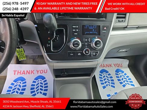 Used 2017 Toyota Sienna LE image 15