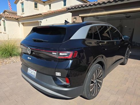 Used 2023 Volkswagen ID.4 Pro S Plus image 2