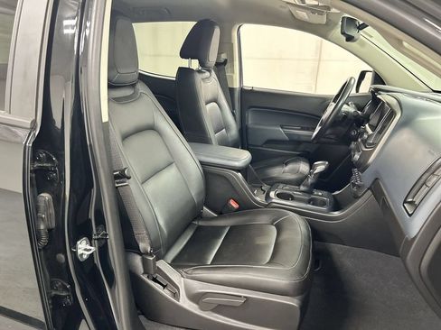 Used 2022 Chevrolet Colorado Z71 w/ Trail Boss Package AWD/4WD image 22
