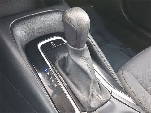 Used 2024 Toyota Corolla LE image 21