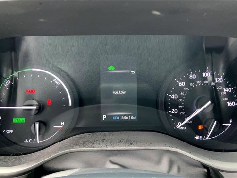 Used 2023 Toyota Sienna XLE image 24