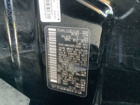 Used 2023 Nissan Rogue SV image 30