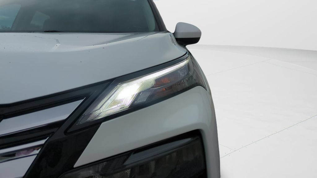 Certified 2024 Nissan Rogue SV w/ SV Premium Package FWD image 24