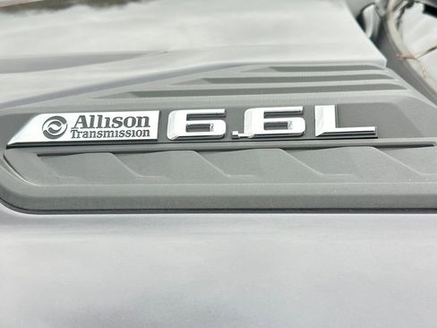 Used 2024 Chevrolet Silverado 2500 Custom w/ Custom Value Package image 28