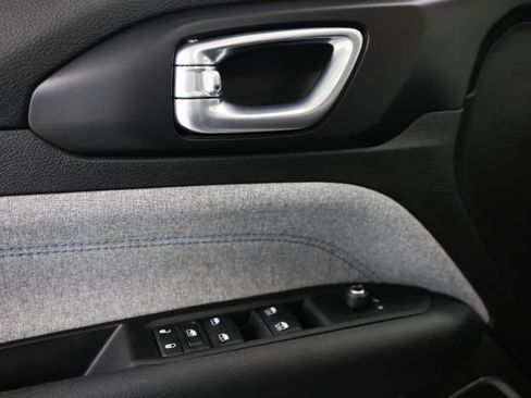 Used 2022 Jeep Compass Latitude w/ Convenience Group FWD image 21