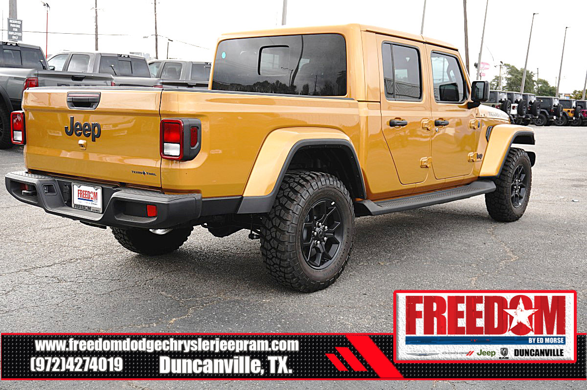 New 2026 Jeep Gladiator Sport AWD/4WD image 5