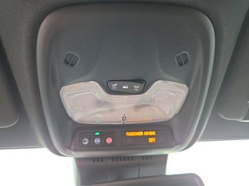 Certified 2025 Chevrolet Colorado LT RWD image 27
