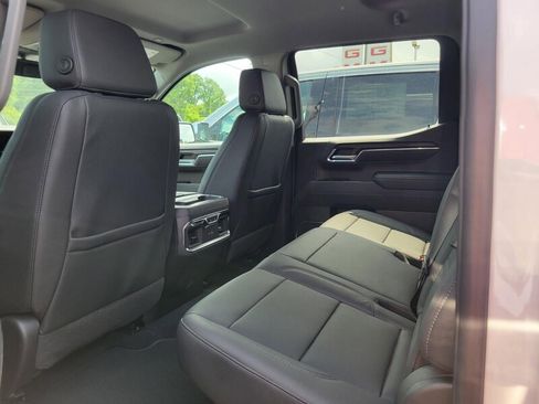 New 2026 GMC Sierra 1500 SLT RWD image 23