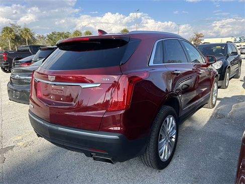 Used 2018 Cadillac XT5 Premium Luxury image 2
