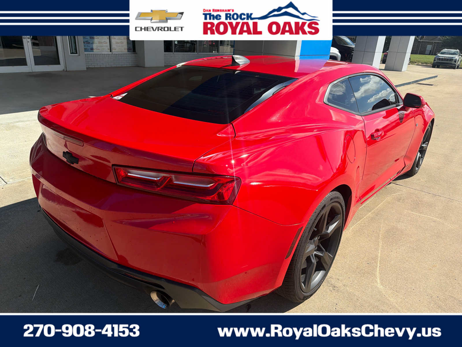 Used 2018 Chevrolet Camaro LT RWD image 5