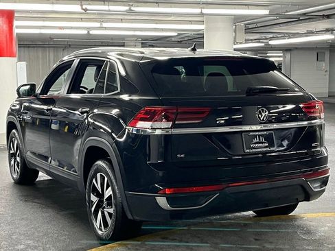 Used 2022 Volkswagen Atlas Cross Sport SE image 5