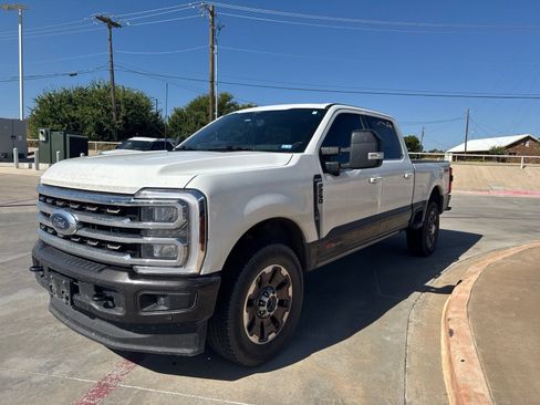 Used 2024 Ford F250 King Ranch AWD/4WD image 8