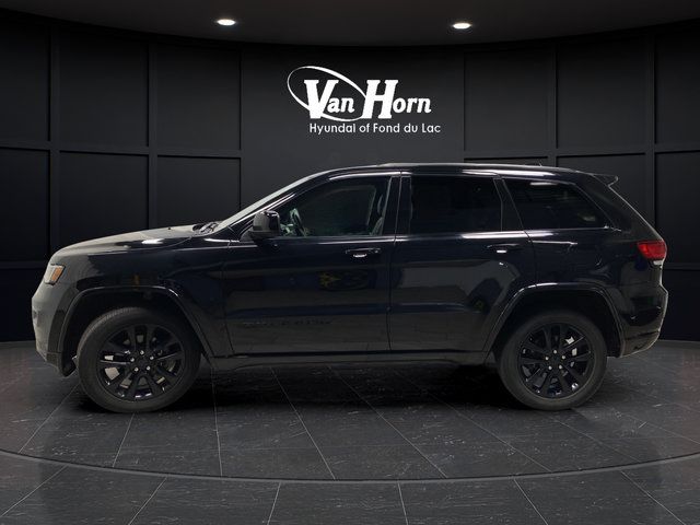 Used 2020 Jeep Grand Cherokee Altitude AWD/4WD image 4