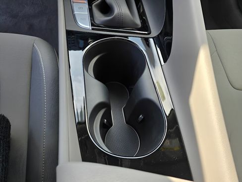 New 2025 Hyundai Elantra Blue image 20