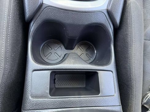 Used 2016 Nissan Rogue SV AWD/4WD image 20