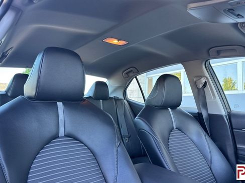 Used 2024 Toyota Camry SE FWD image 19