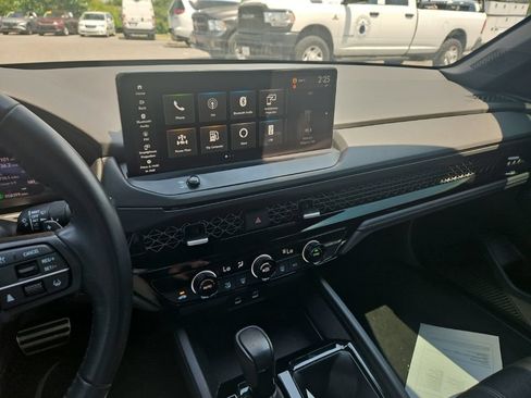 Used 2023 Honda Accord Sport image 19