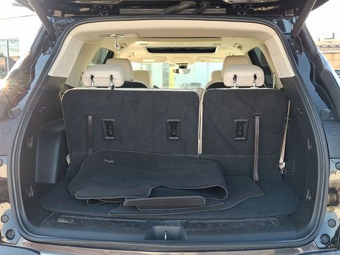 Used 2023 Buick Enclave Premium w/ Experience Buick Package image 27