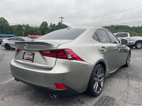 Used 2015 Lexus IS 250 w/ F-Sport Package RWD image 8