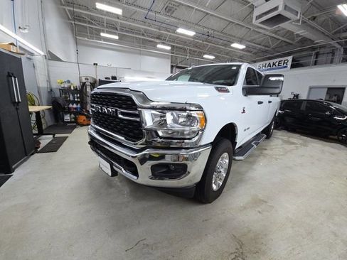 Used 2024 RAM 3500 Big Horn image 3