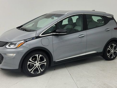 Certified 2019 Chevrolet Bolt Premier w/ Infotainment Package FWD image 3
