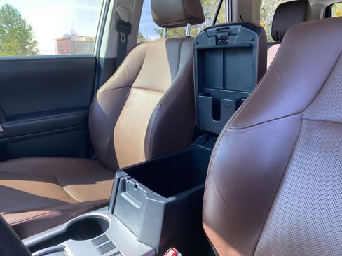 Used 2022 Toyota 4Runner Limited image 74