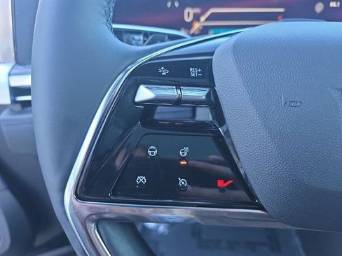 Used 2026 Cadillac Escalade IQL Sport 1 w/ LPO, ONYX Package image 19