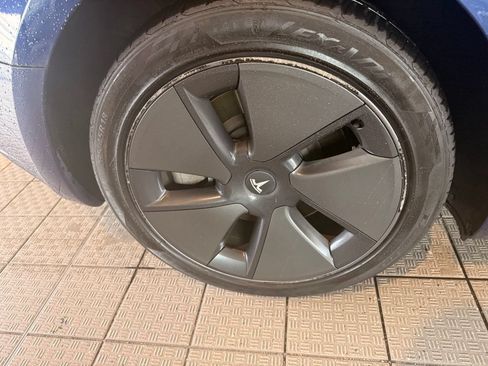 Used 2023 Tesla Model 3 Standard Range RWD image 15
