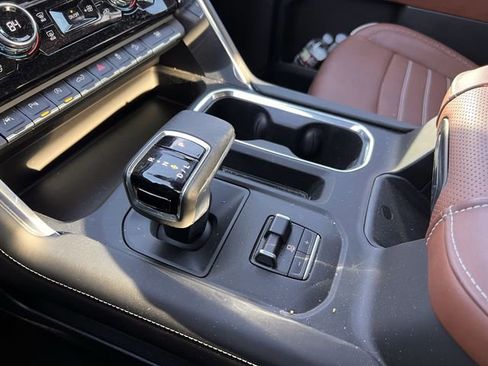 Used 2023 GMC Sierra 1500 Denali Ultimate image 17