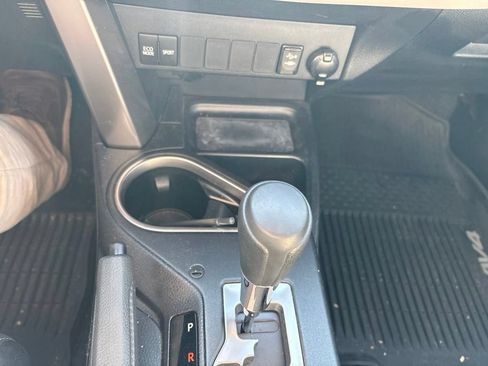 Used 2017 Toyota RAV4 XLE w/ All Weather Liner Package AWD/4WD image 21