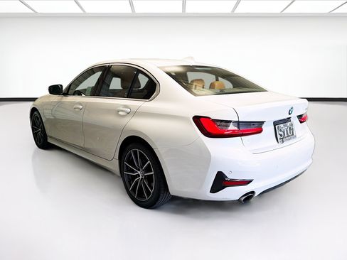 Used 2022 BMW 330i Sedan w/ Driving Assistance Package RWD image 6