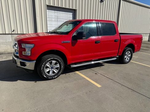 Used 2015 Ford F150 XLT image 1