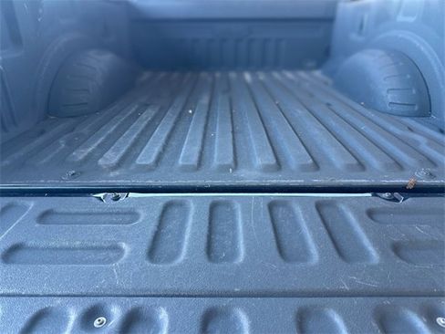 Certified 2021 Ford F250 Platinum w/ FX4 Off-Road Package image 26