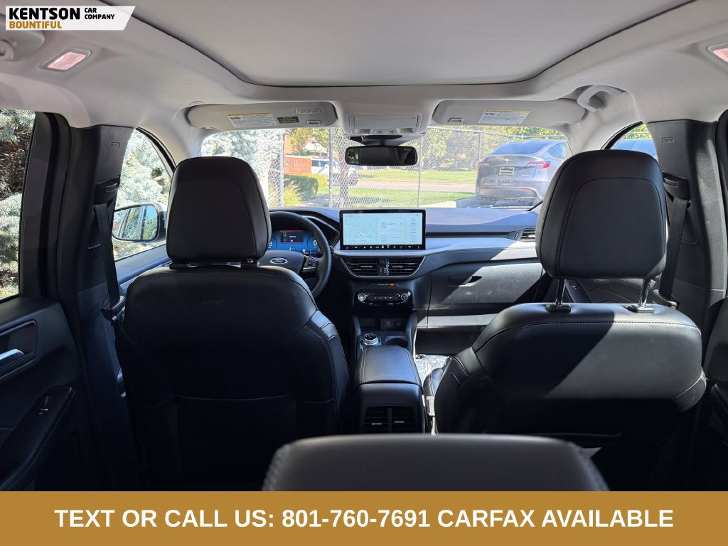 Used 2025 Ford Escape Platinum AWD/4WD image 34