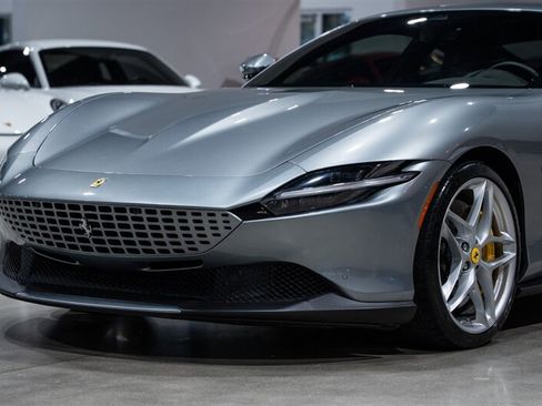Used 2021 Ferrari Roma RWD image 60