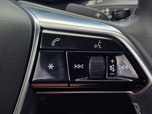 Used 2024 Audi A6 Premium Plus image 29