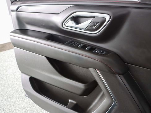 Used 2024 Chevrolet Suburban RST w/ Luxury Package image 25