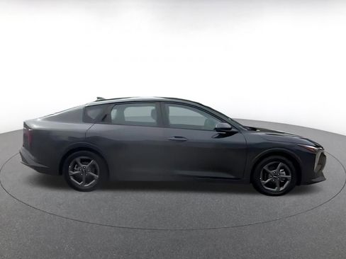 Used 2025 Kia K4 LXS FWD image 12