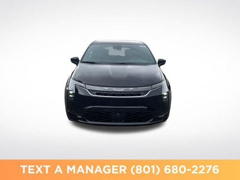New 2027 Chrysler Pacifica Select AWD/4WD image 8