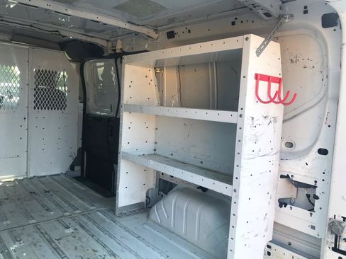Used 2016 Ford Transit 250 130 Low Roof RWD image 8
