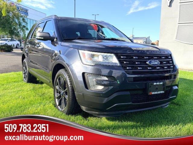 Used 2017 Ford Explorer XLT w/ Equipment Group 202A AWD/4WD image 1