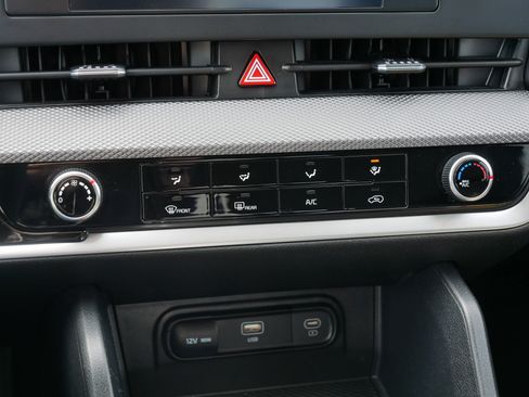 Certified 2024 Kia Sportage LX AWD/4WD image 23